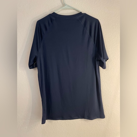 Speedo Men's Navy Blue Shirt size medium -NWOT - Picture 2 of 4